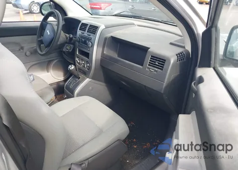 2007 Jeep Compass Sport из США, поврежденный, VIN 1J8FT47W87D211171